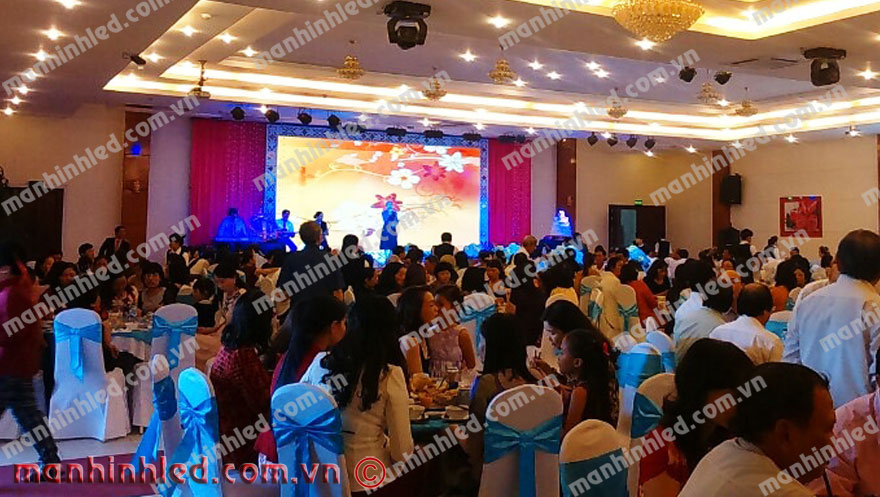 màn hình led P5 Indoor Nhà hàng Tiệc cưới Phương Đông Quảng Ngãi